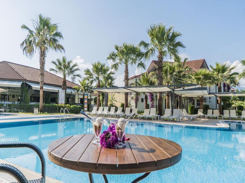 Katranci Park Hotel 페티예 외부 사진